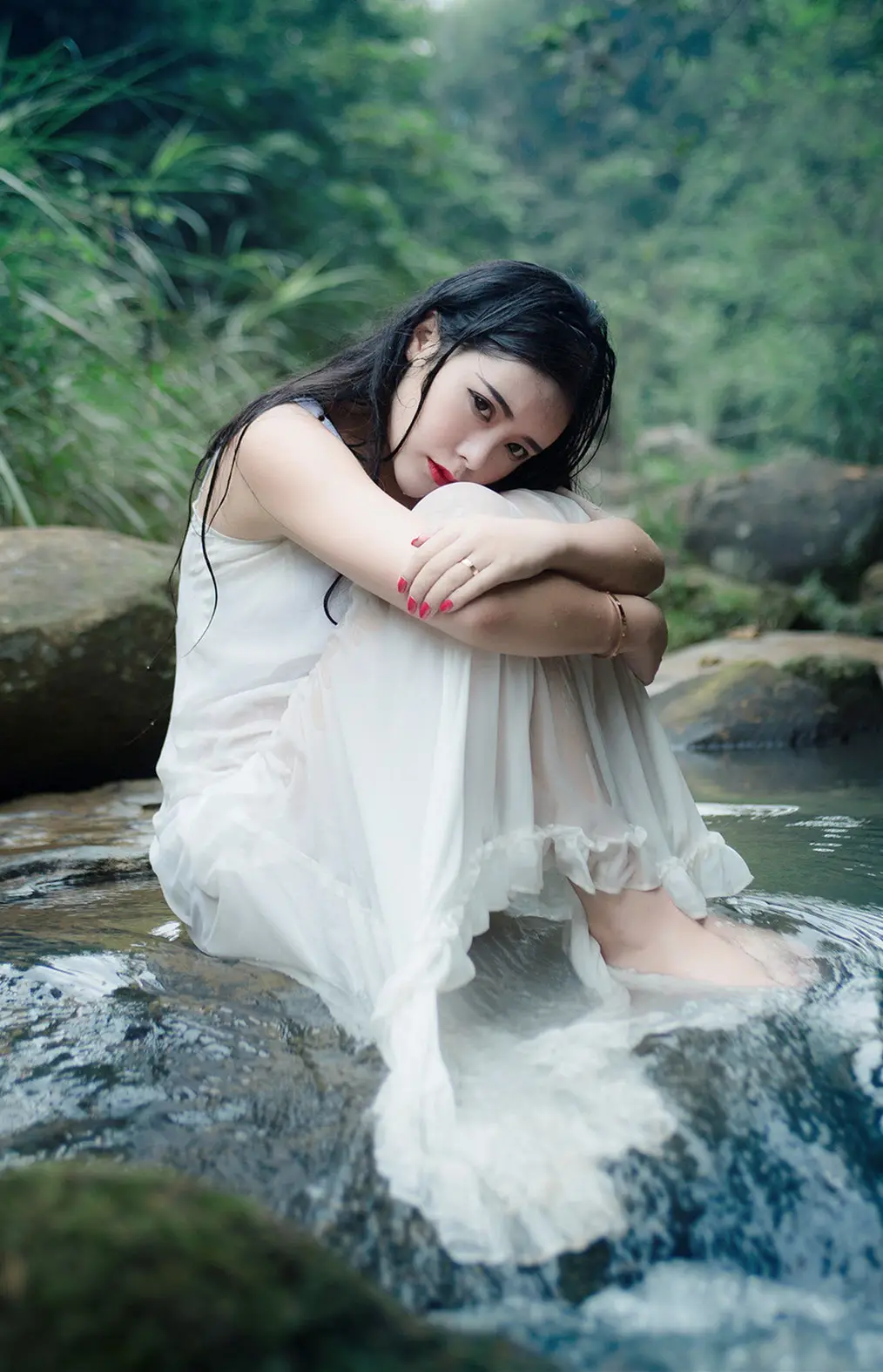阿拉尔郑州高端私人伴游小野梨子