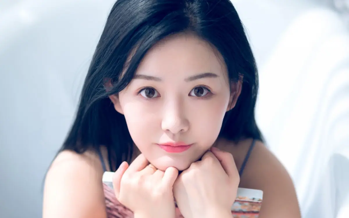 阿拉尔哈尔滨私人伴游燕子