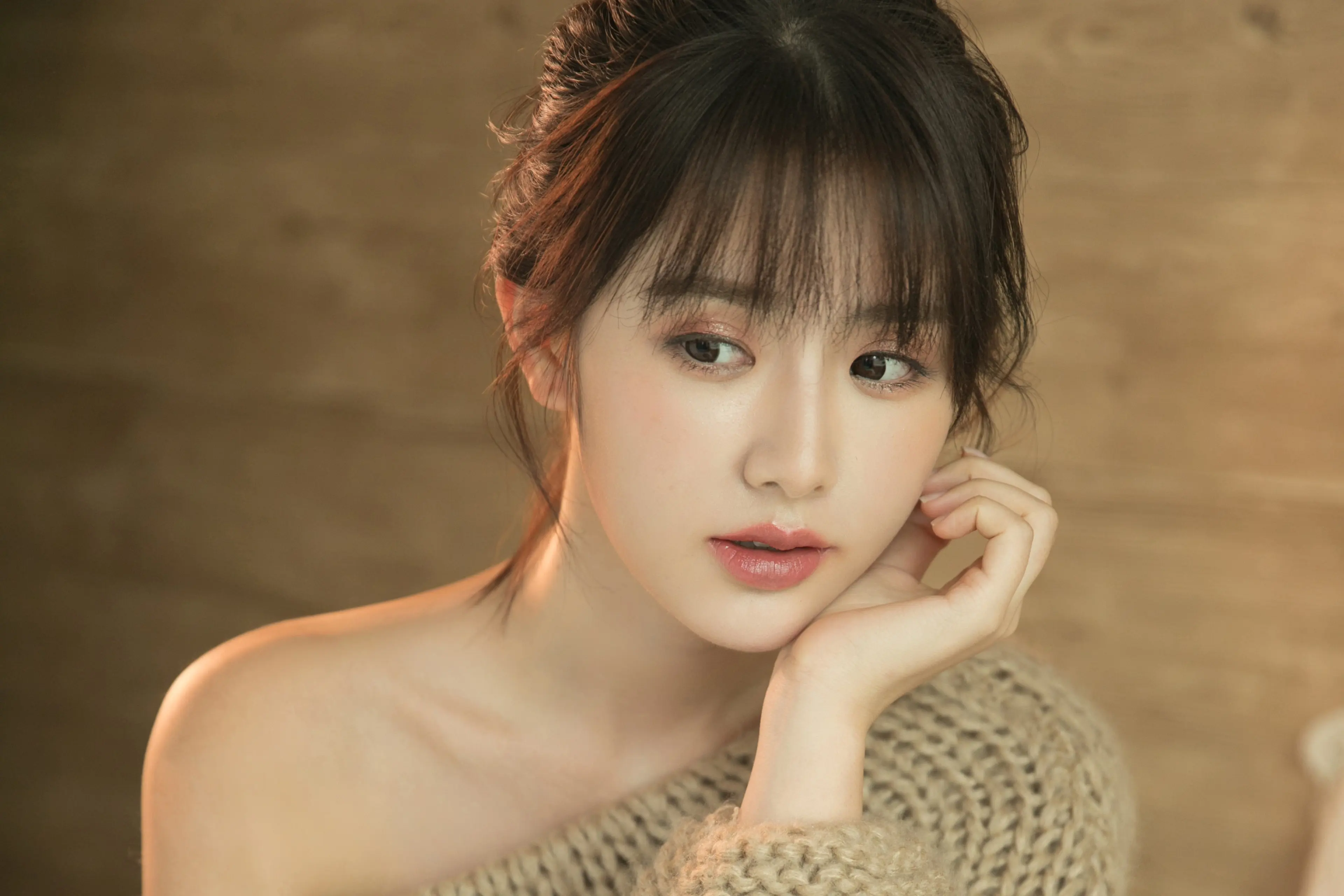 阿拉尔西宁私人伴游陈娟儿的联系方式