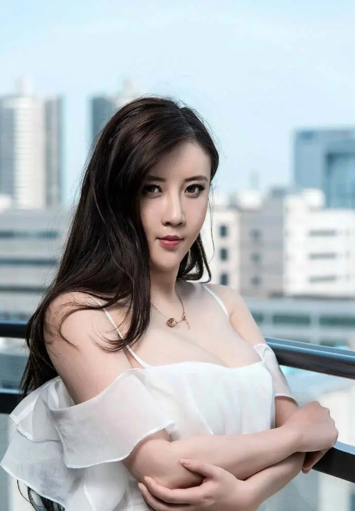 阿拉尔佛山商务伴游香香的个人资料
